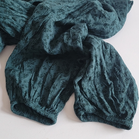 Hollister Jewel Green Ditsy Floral Ruched Long-Sleeve Tie-Front Top S Babydoll - Picture 9 of 9